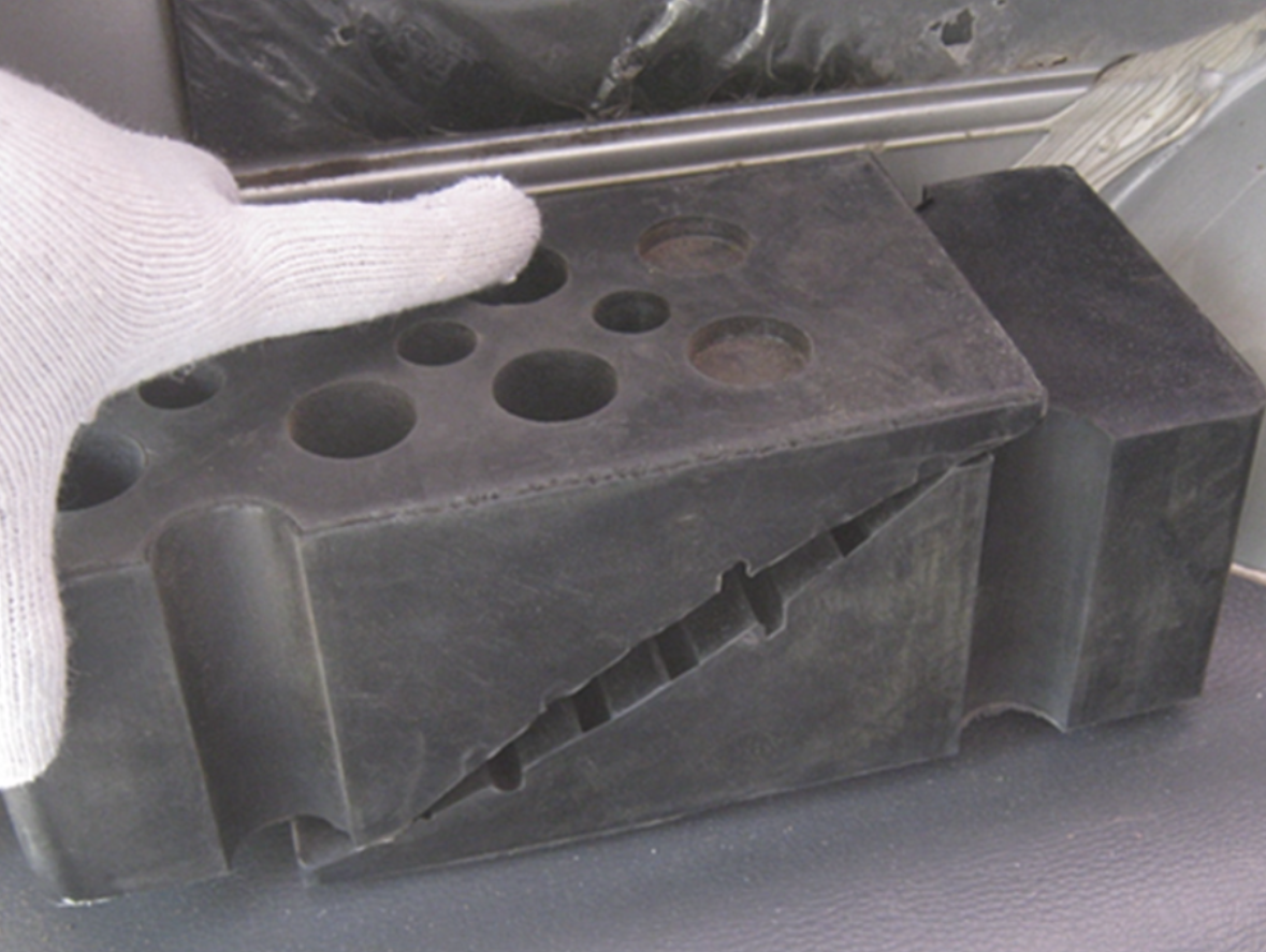 汽車輪胎固定器三角木防滑止退器擋輪膠塊阻擋擋車橡膠止胎器:圖片 4