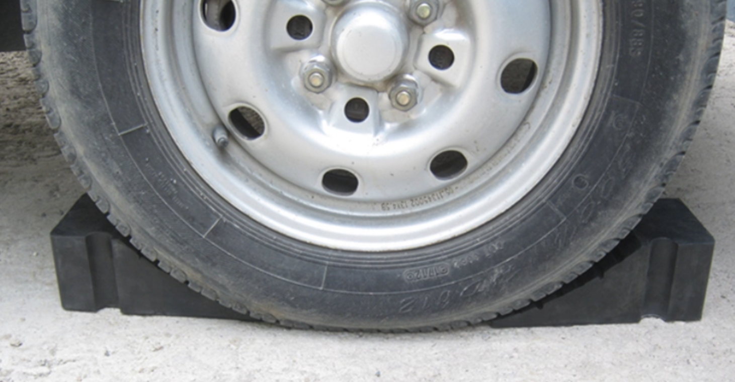 汽車輪胎固定器三角木防滑止退器擋輪膠塊阻擋擋車橡膠止胎器:圖片 3